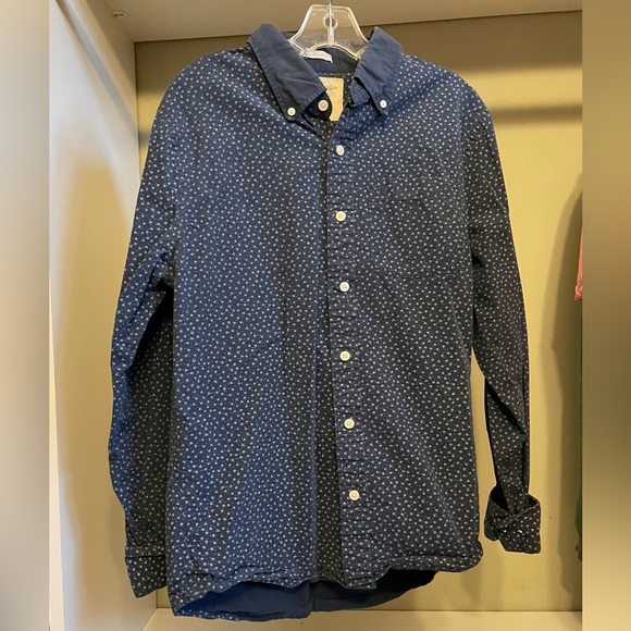 Abercrombie men’s button down shirt in a size large. - Picture 1 of 4